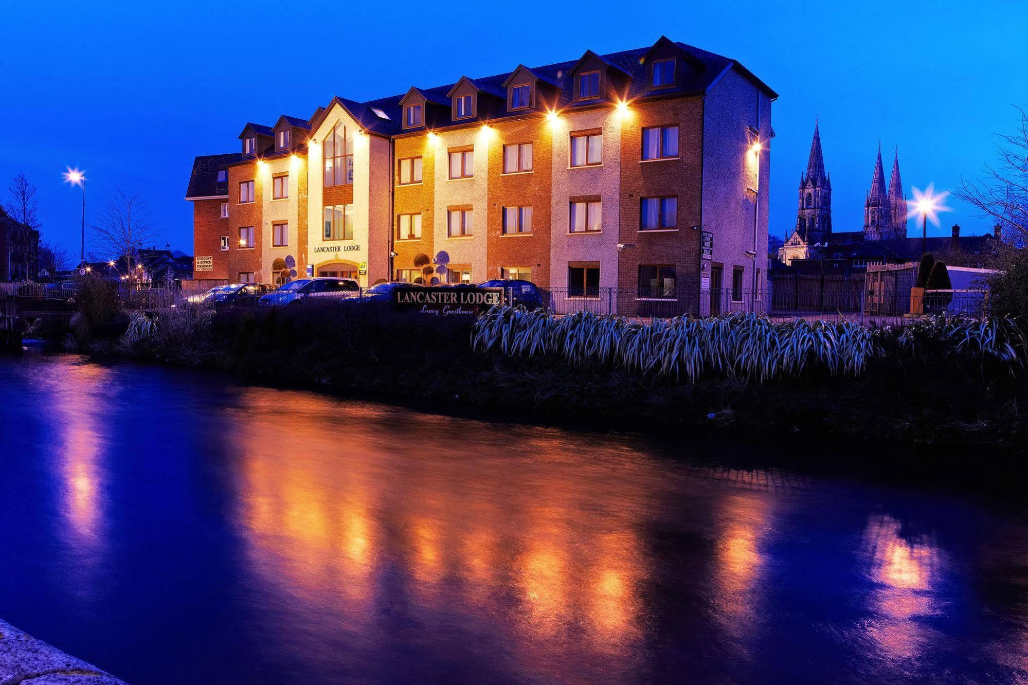 Lancaster Guest house 4*